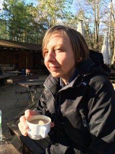 SONTAG! in Grunewald. Rube and Mandy take a hike.