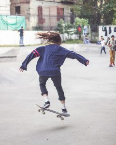 Arianna Gil skateboarding, 2014. credit: Browntourage