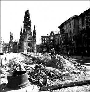 Kaiser-Wilhelm-Gedächtnis-Kirche//Psychic City